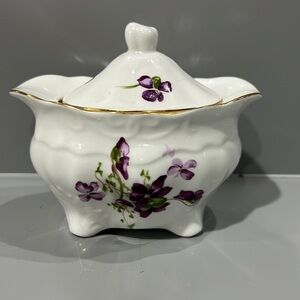 Hammersley sugar bowl with lid. Victorian violets pattern